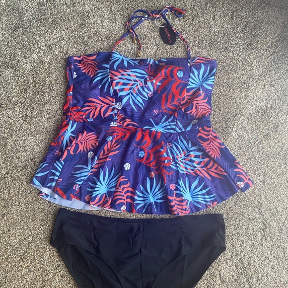 Floral Print Halter Top Tankini - Picture 4 of 10